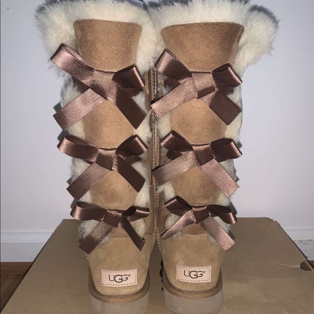Bailey Bow Uggs